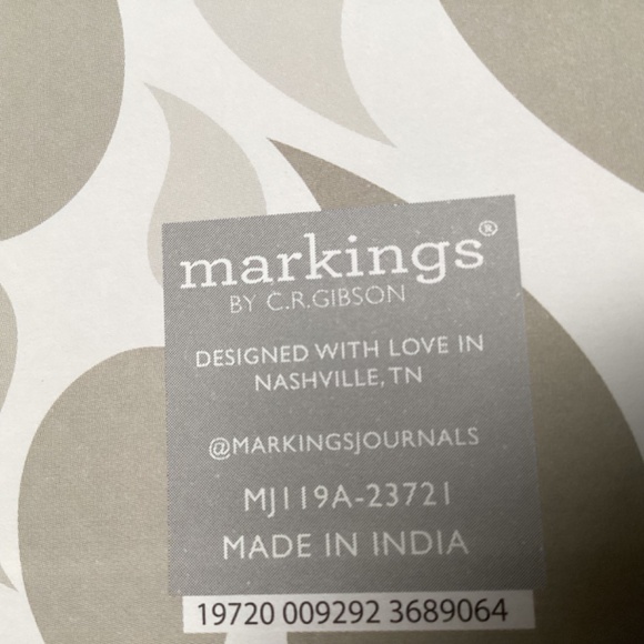 Fitspiration Guided Journal by C. R. Gibson New 8”x 6.5” - Picture 4 of 7